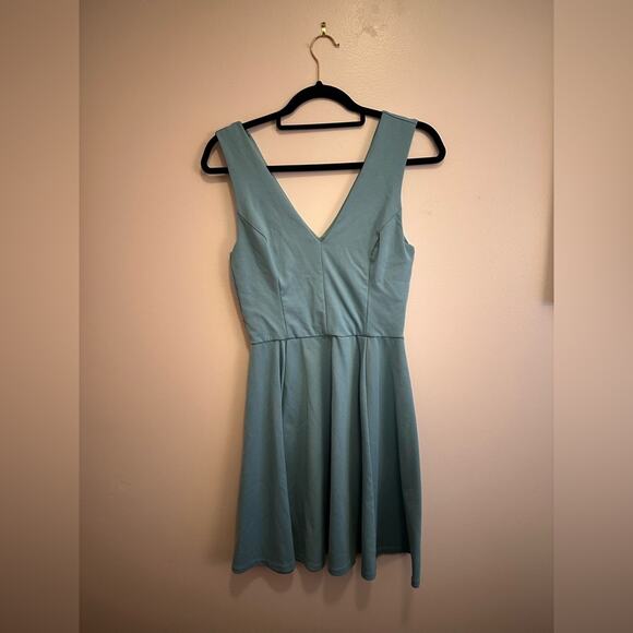 H&M Fit and Flare V Neck Light Blue Sleeveless Dress Small - Picture 1 of 7